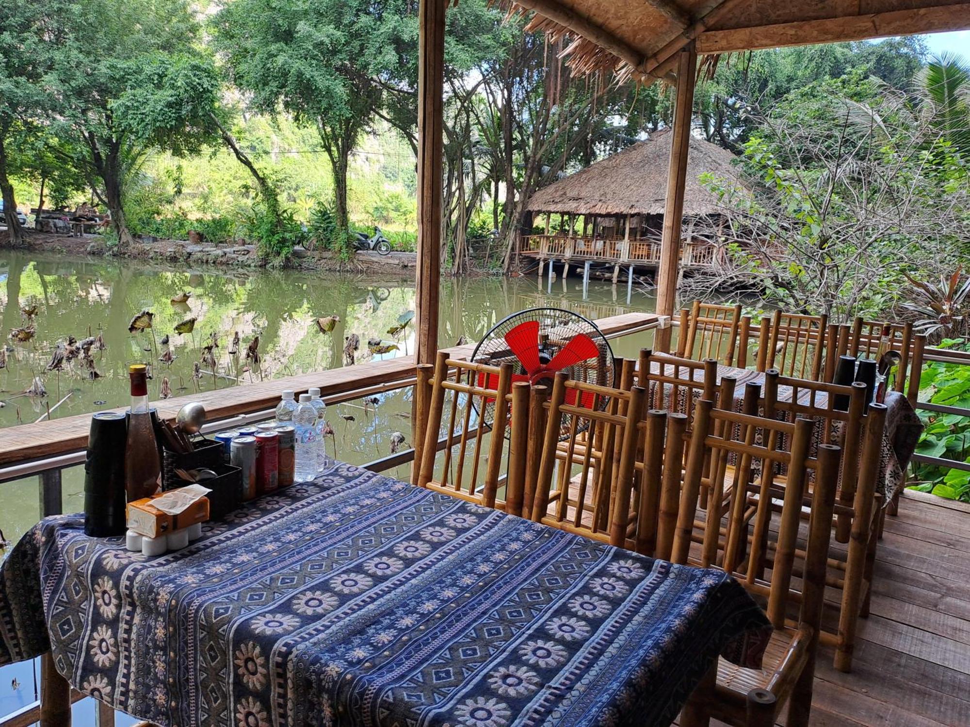 Thung Sen Tam Coc Chalets Ninh Binh Camera foto